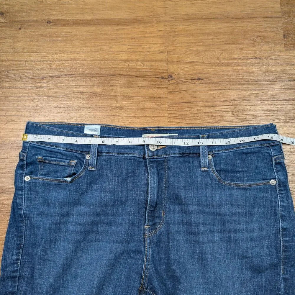 Levis Classic Bootcut Jeans Womens 16W Blue Mid Rise Dark Wash Stretch Denim